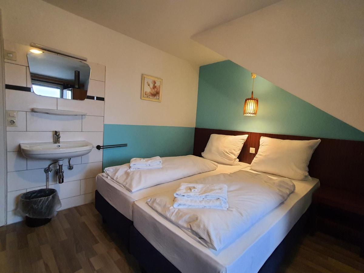 Hotel Pension Graf コンスタンツ エクステリア 写真